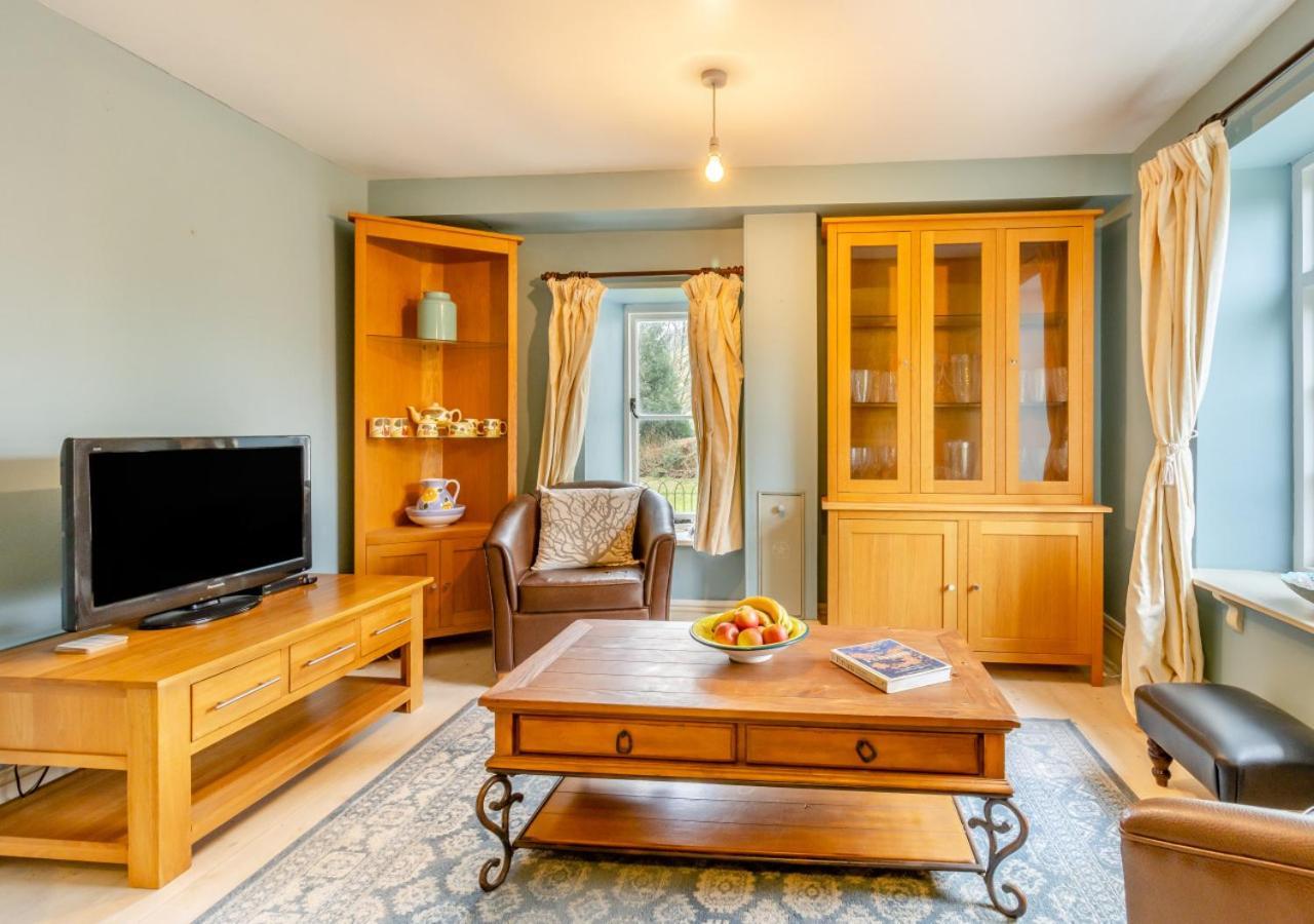 Castell Madoc Cottages Lower Chapel Екстер'єр фото