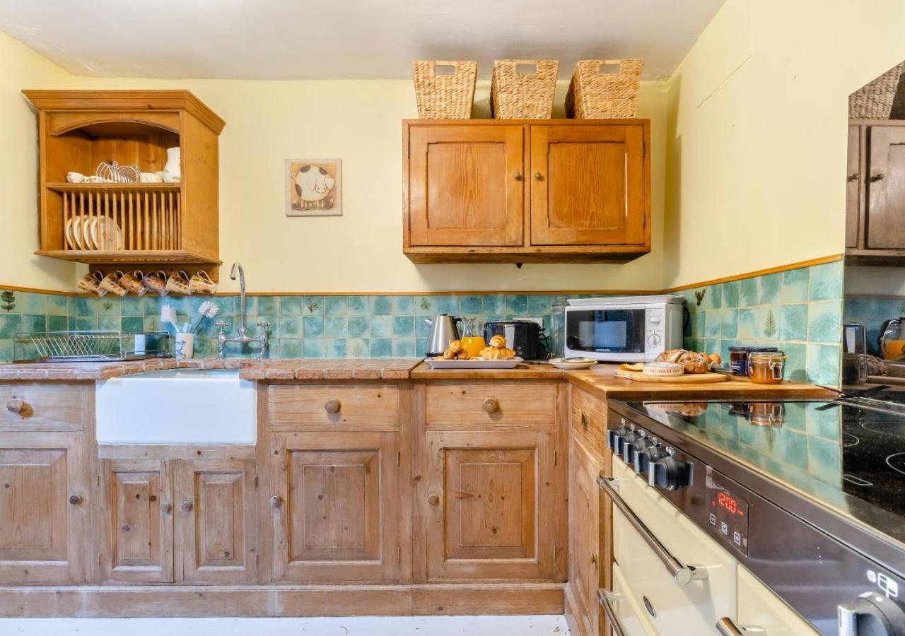 Castell Madoc Cottages Lower Chapel Екстер'єр фото