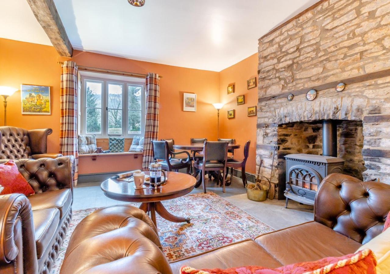 Castell Madoc Cottages Lower Chapel Екстер'єр фото